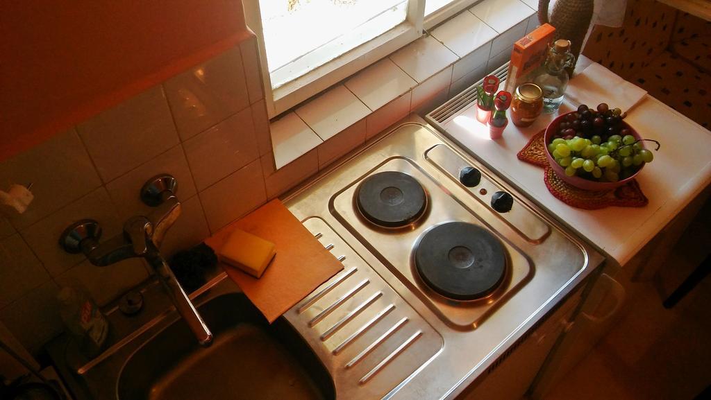 Apartmani Conar Veliki Drvenik Luaran gambar