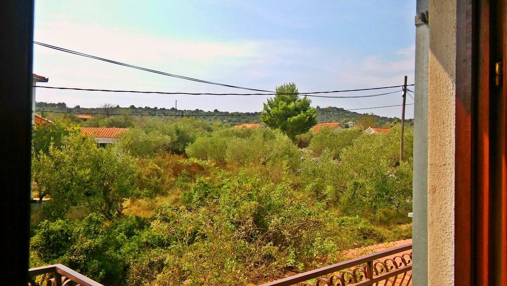 Apartmani Conar Veliki Drvenik Luaran gambar